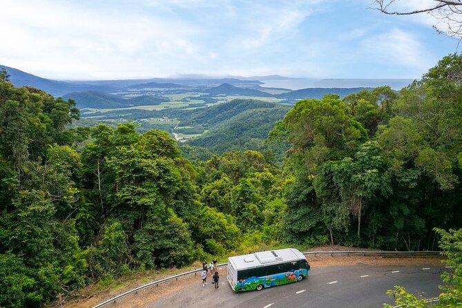 2 Days Tour on Atherton Tablelands and Cape Tribbin - Day one: waterfalls, crater lakes and a night on Tinaroo