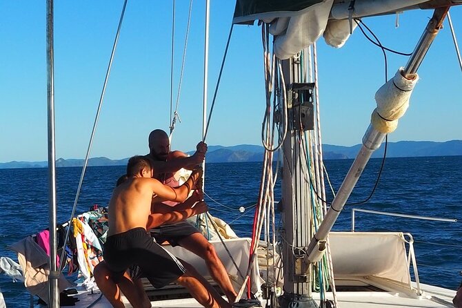 2-Night Whitsundays Sailing Cruise incl. Whitehaven Beach & Great Barrier Reef - The crew and the feel of the trip