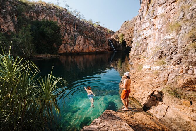 3 Day Kakadu & Litchfield 4WD Expedition - Ubirr: rock art with a guide’s interpretation
