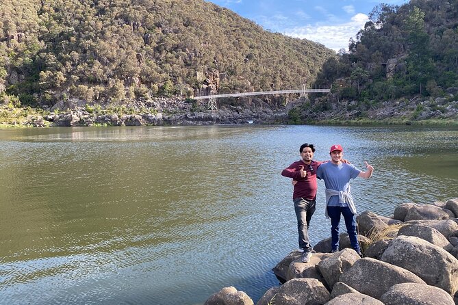 5-Day Best of Tasmania Tour from Hobart - Life on the minibus and with a mixed group