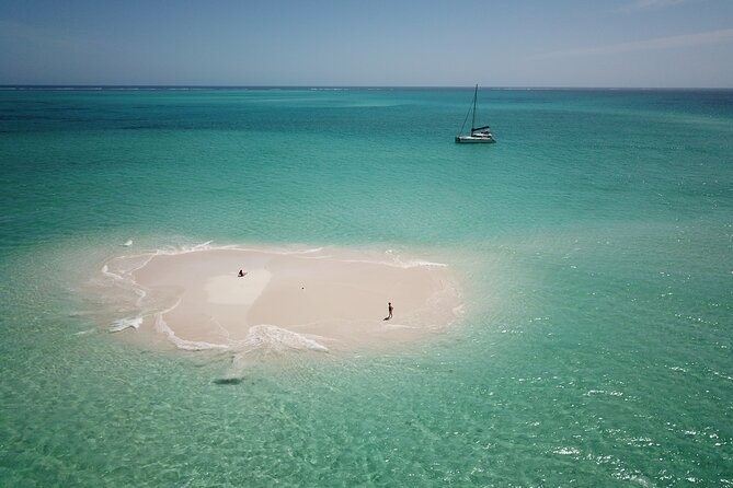 5 Night Ningaloo Reef Ningaloo Escape from Coral Bay - What the $3,586.22 price really covers