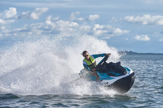 75-minute Die Another Day Jet Skiing in Darwin - The city skyline on the return