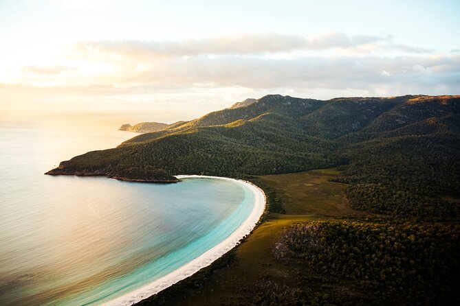 A Day At Wineglass Bay - Honeymoon Bay Is The Day’s Refreshing Pause