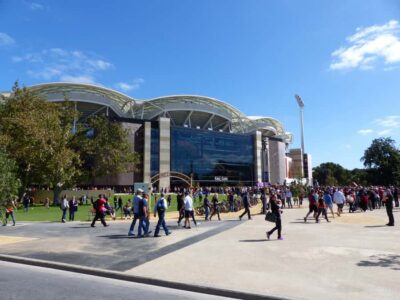 City, Adelaide Hills Villages, and Hahndorf Tour