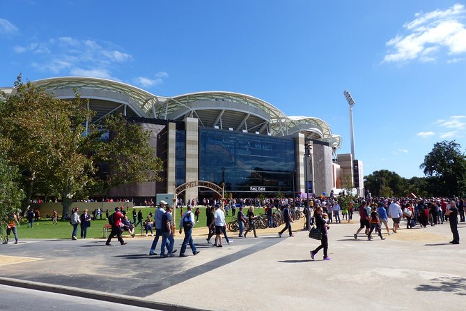 Adelaide City Highlights Tour - North Terrace puts Adelaide’s culture on display