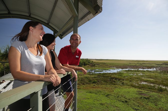 Adelaide River Jumping Croc Cruise - Why the Adelaide River crocodile cruise works