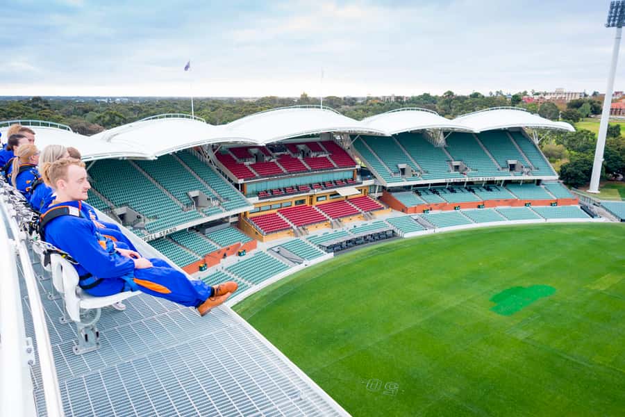 Adelaide: Rooftop Climbing Experience of the Adelaide Oval - Checking in at the South Gate