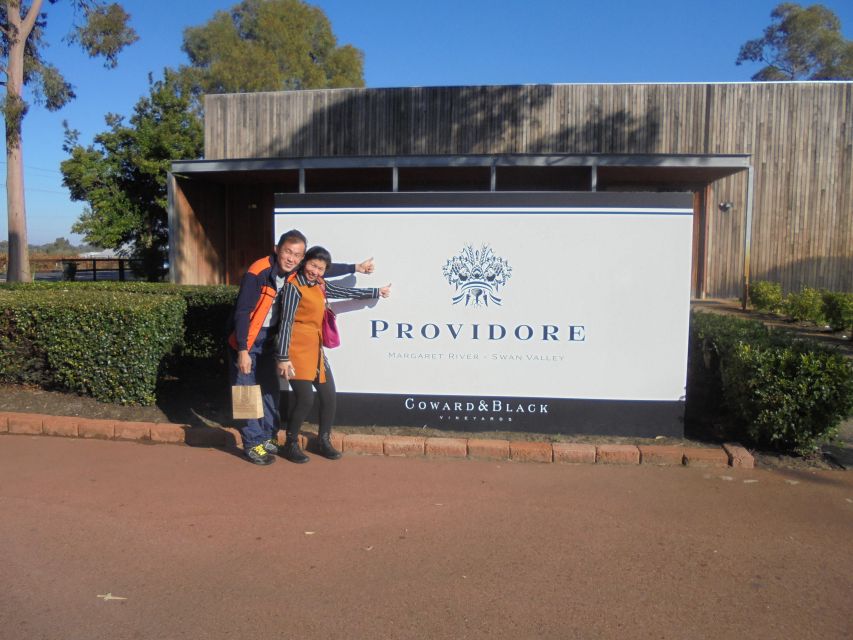 Afternoon Swan Valley Wine Tasting with Transportation - Finishing with chocolate at Margaret River Chocolate Company