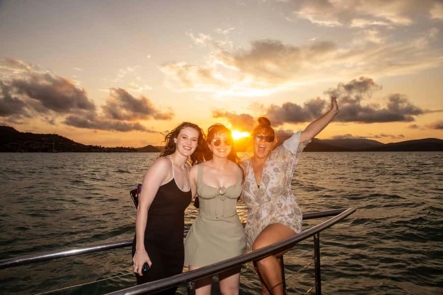 Airlie Beach: 2-Hour Sunset Cruise with Sparkling Wine - Spotting turtles, dolphins, and the occasional surprise