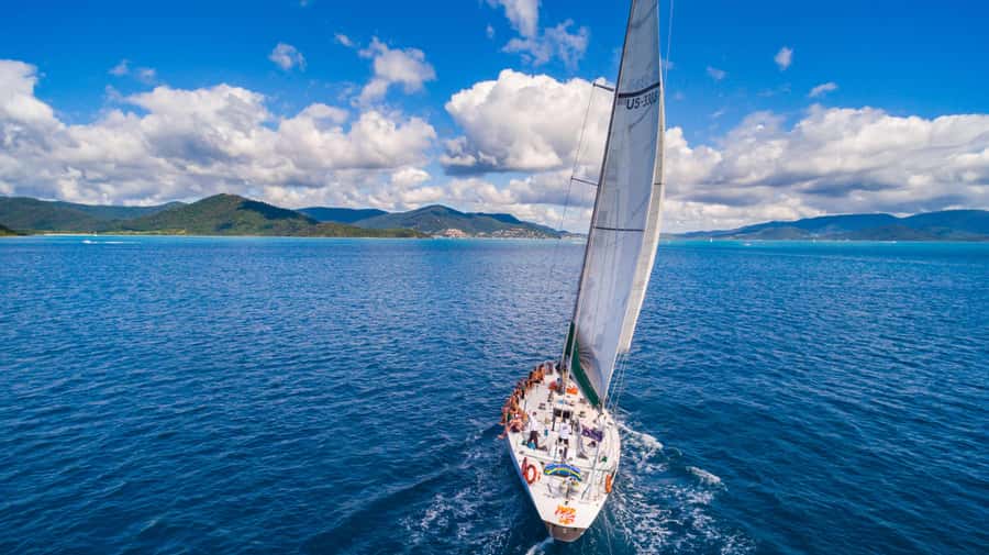 Airlie Beach: 2-Night Whitsundays Sailing Trip with Meals - Key points to know before booking