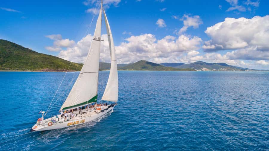 Airlie Beach: 2-Night Whitsundays Sailing Trip with Meals - Sailing two nights from Airlie Beach