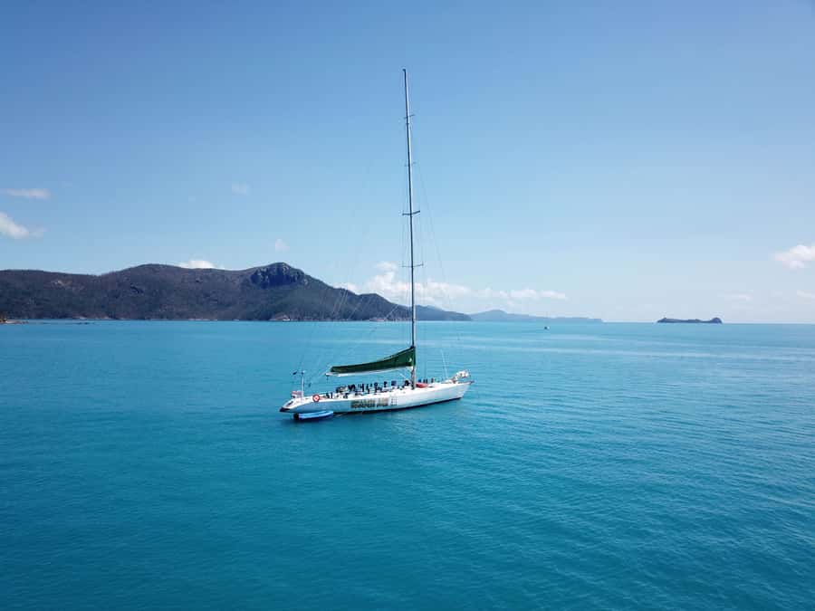 Airlie Beach: 2-Night Whitsundays Sailing Trip with Meals - What meals are like for two nights