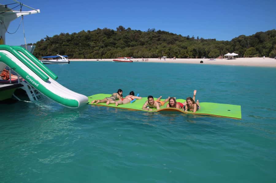 Airlie Beach: Great Barrier Reef & Whitehaven Beach Tour - Food, equipment, and crew support are useful inclusions