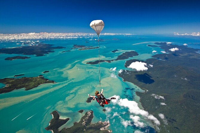 Airlie Beach Tandem Skydive Over the Whitsunday Islands - Five to seven minutes under the canopy