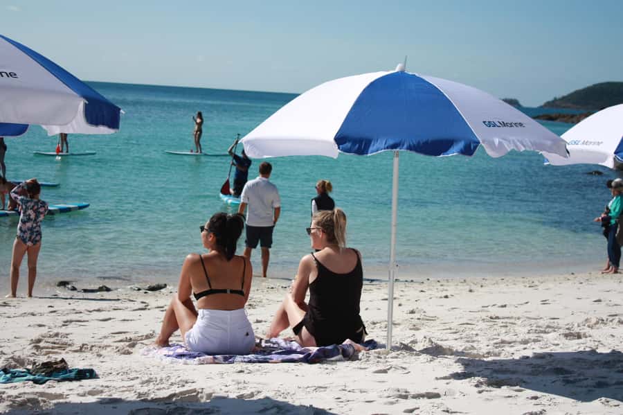Airlie Beach: Whitehaven Beach Club - Adding the $29 reef snorkel