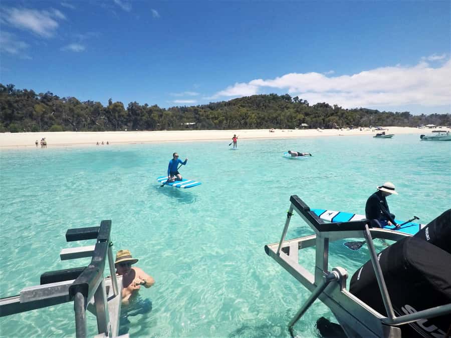 Airlie Beach: Whitehaven Beach Club - Crew service and the feel onboard