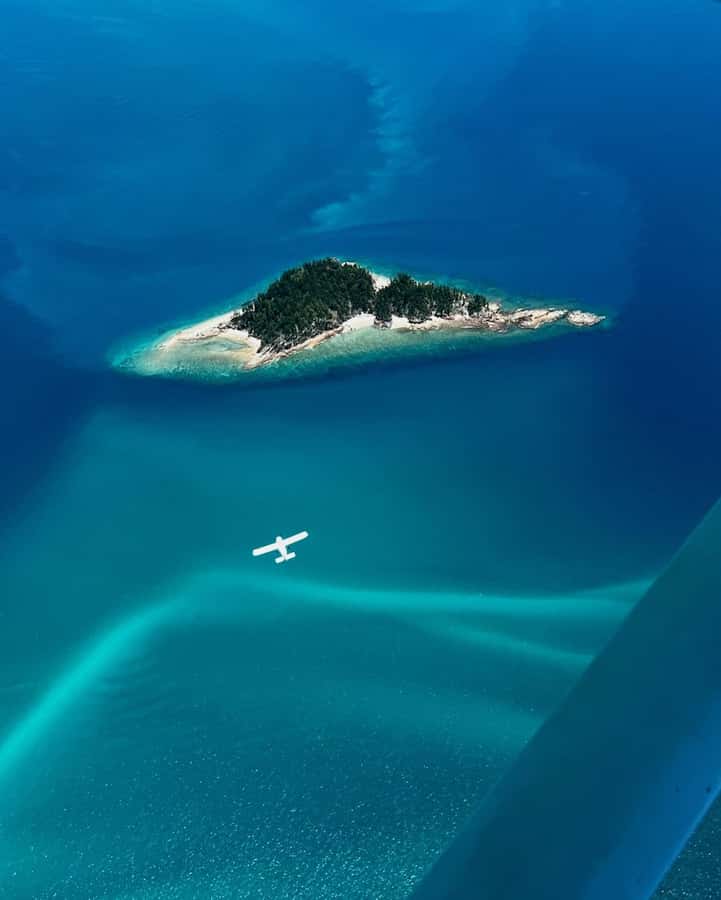 Airlie Beach: Whitsundays & Great Barrier Reef Scenic Flight - The Airlie Beach Pickup and Drive to the Airport