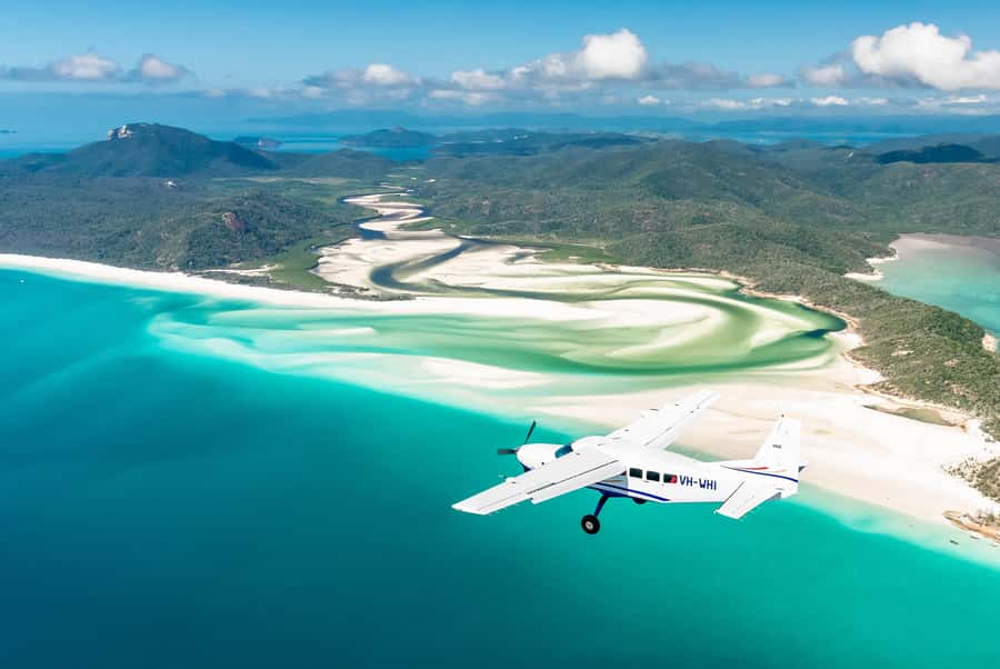Airlie Beach: Whitsundays & Heart Reef Scenic Flight - Why the Whitsundays are best seen from the air