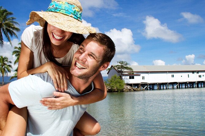 AIRPORT TRANSFER between Cairns Airport & Port Douglas (6am-5pm) - Child seats, luggage, and other practical details