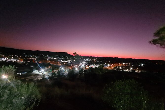 Alice Town And Country Half Day Sunset Tour - Small Group - Guide quality and the small-group vehicle