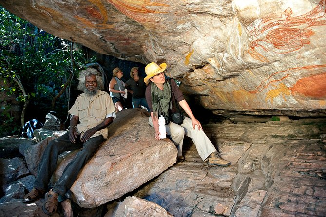 Arnhem Land Yingana Injalak Hill Full Day Tour from Jabiru - Key things to know before you book