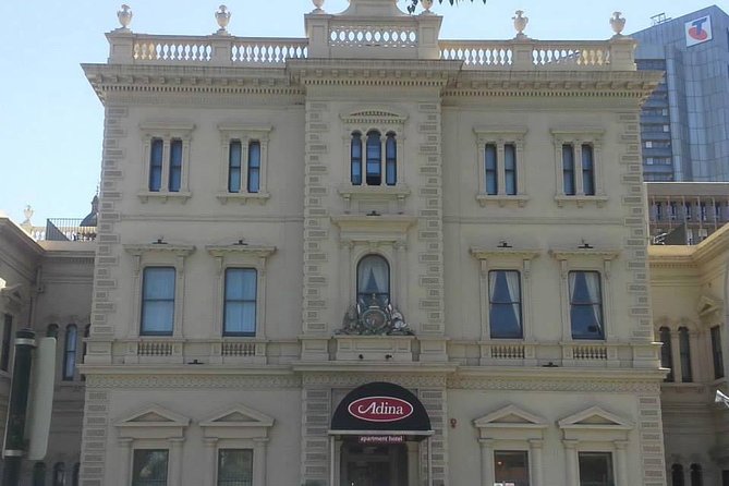 Around the Square Adelaide Walking Tour - Courts, education, and the Sir Samuel Way building