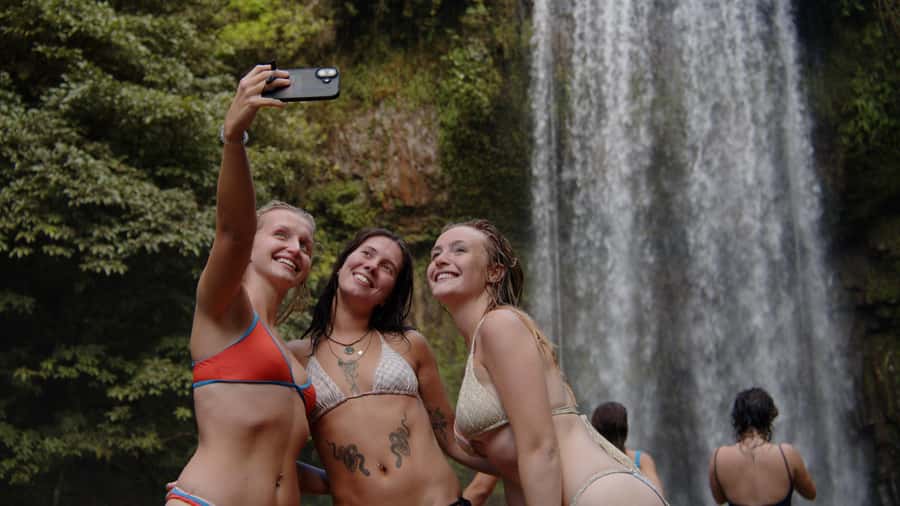 Atherton Tablelands: Lakes, Waterfalls, Rainforest Day Tour - What to pack for a wet, active day