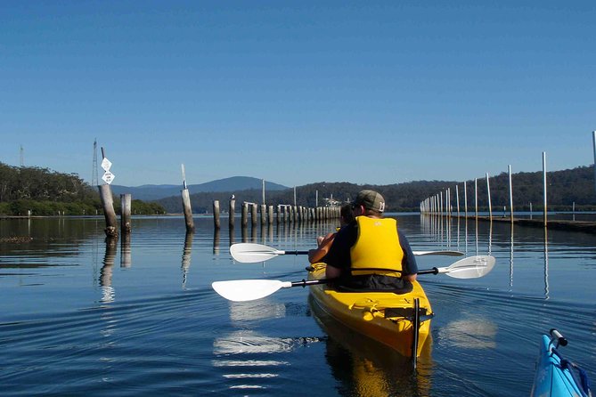 Batemans Bay Oyster Tasting Kayak Tour - The safety briefing makes the first paddle less daunting