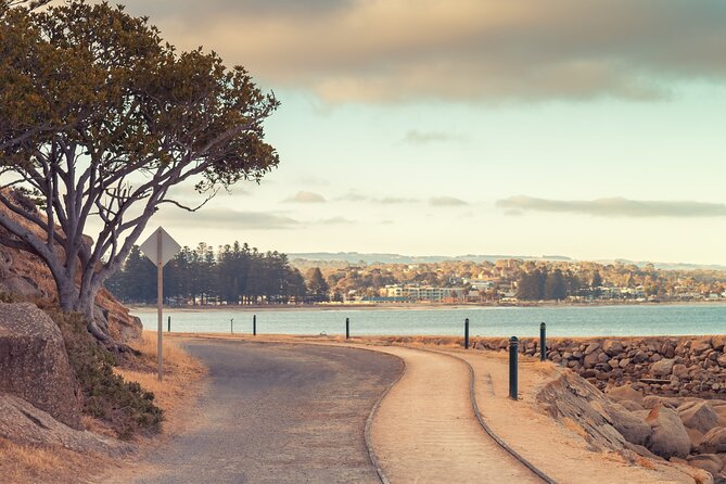 Best of SA, Hahndorf , Victor Harbor & d'arenberg 'Cube' Tour - Is A$142.73 good value?