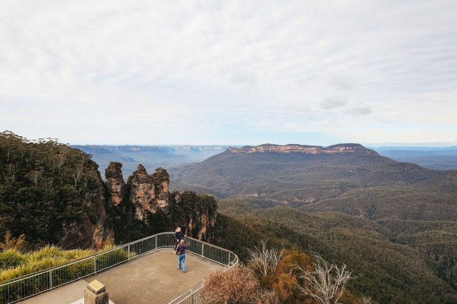 Blue Mountain: Small-Group Tour with Lunch & Scenic World - Echo Point and the Three Sisters