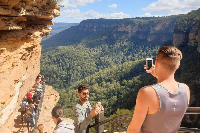 Blue Mountains Small Group Tour with Waterfall Walk & Fresh Lunch - Lunch after the climb