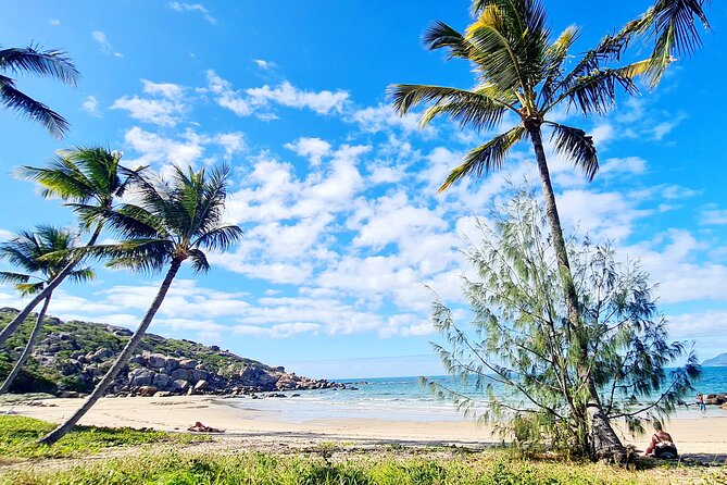 Bowen Beaches Discovery-Top of the Whitsundays - Flagstaff Hill Lookout and the 1867 lighthouse