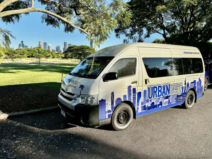 Brisbane Bus Tour: City highlights | Small group | Snack - A smart first morning in Brisbane