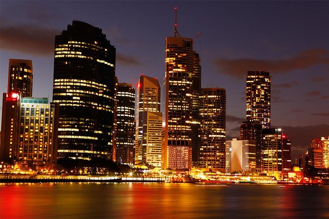 Brisbane City Twilight Kayak - Why twilight is the right time on the Brisbane River