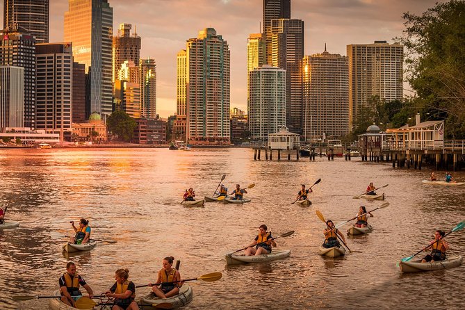 Brisbane City Twilight Kayak - Starting at Riverlife in Kangaroo Point