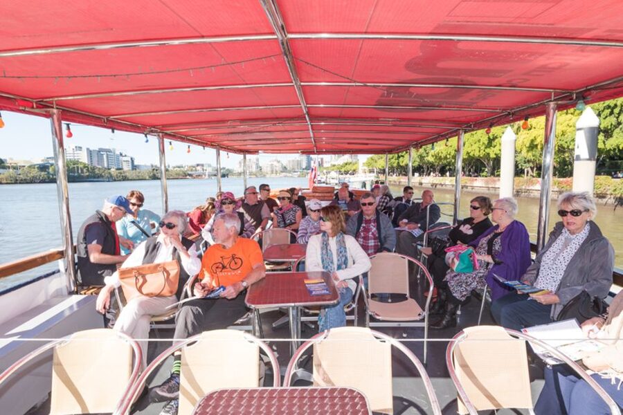 Brisbane: Cruise to Lunch Package: 10:30am-2pm (3.5hr) - What you eat at the hotel