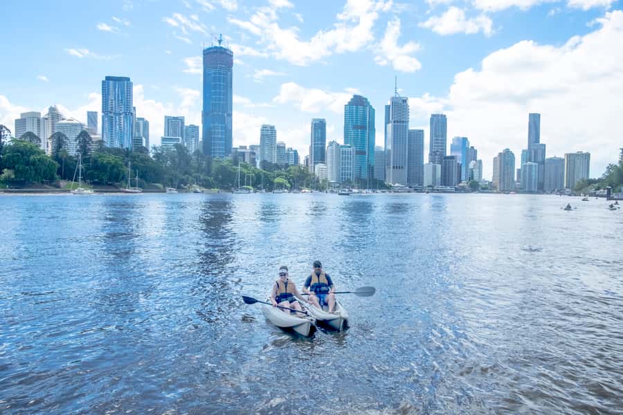 Brisbane: Guided River Kayak Tour - Paddling toward Brisbane’s major sights