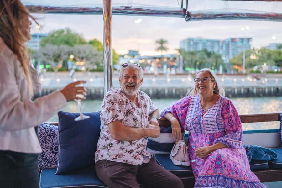 Brisbane: Morning Sightseeing Cruise: 10:30am-12pm (90min) - Kangaroo Point Cliffs from the Water