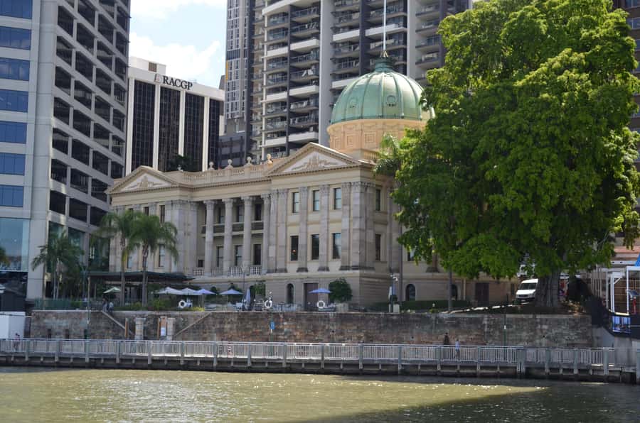 Brisbane: South Bank Combo Pass: 10:30am-2pm approx - A private gondola on the Wheel of Brisbane