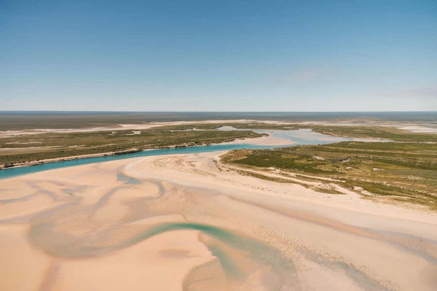 Broome: Helicopter Flight and Willie Creek Pearl Farm Tour - Is $431 per person good value?