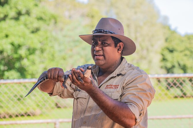Broome Trio Afternoon Adventure: Brewery, Museum & Crocodile Park - Guides make the difference