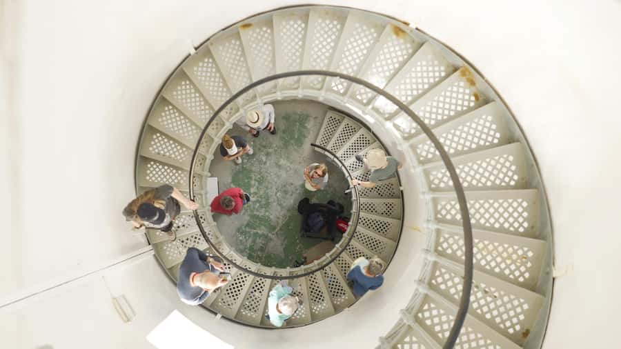 Bruny Island: Cape Bruny Lighthouse Tour - Who will enjoy this climb most