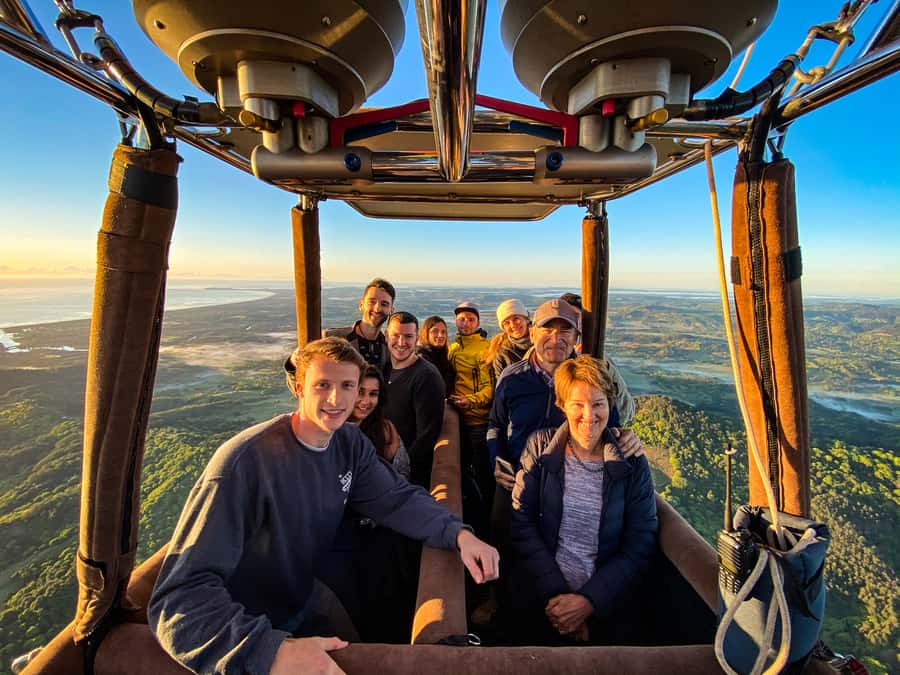 Byron Bay: Sunrise Hot Air Balloon Flight with Breakfast - Key points to know before booking