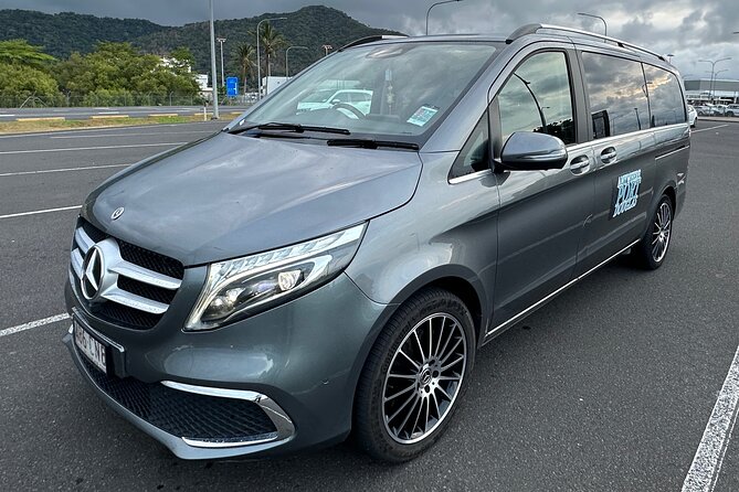 Cairns Airport to Port Douglas Shared Shuttle - What families and early arrivals should know
