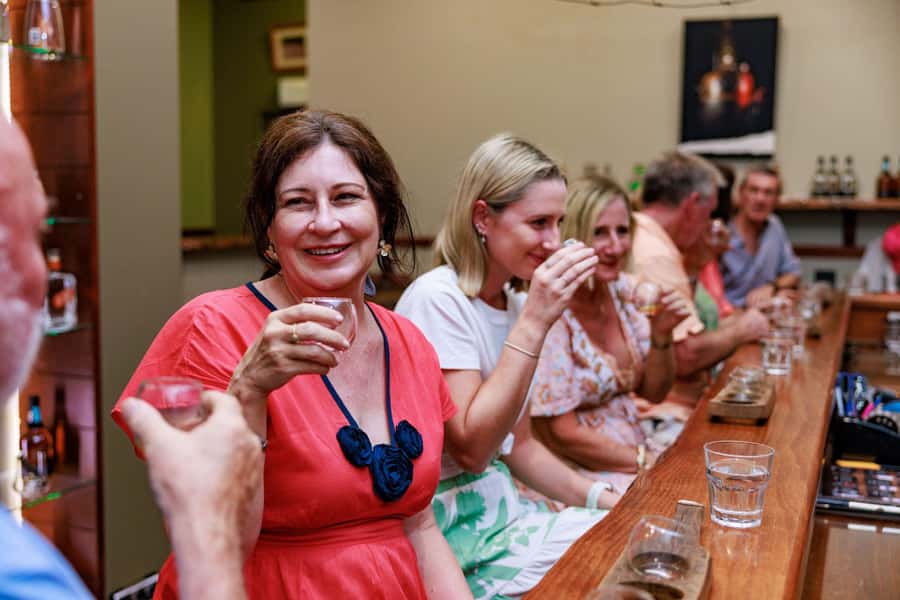 Cairns: Atherton Tablelands Full-Day Adventure - Lake Barrine brings rainforest and breakfast together