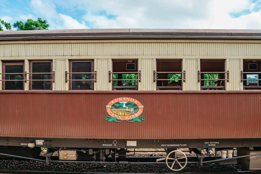 Cairns: Best of the Kuranda Rainforest Full-Day Tour & Lunch - Riding the Army Duck on land and water
