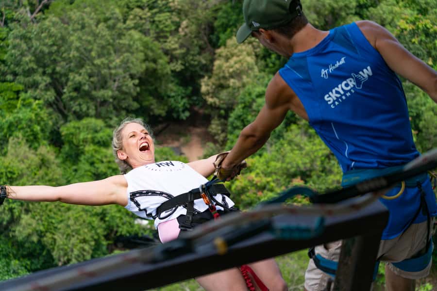 Cairns: Bungy Jump - What happens at Skypark Cairns