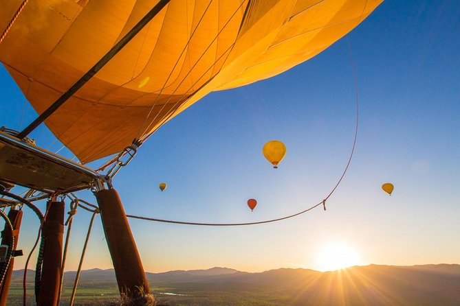 Cairns Classic Hot Air Balloon ride - Breakfast, photos, and the included extras