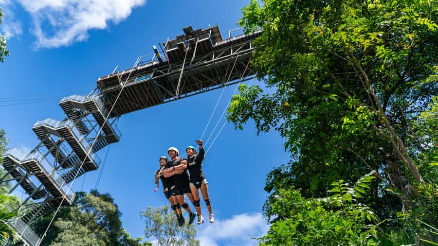 Cairns: Giant Swing - Who will enjoy the Giant Swing most?
