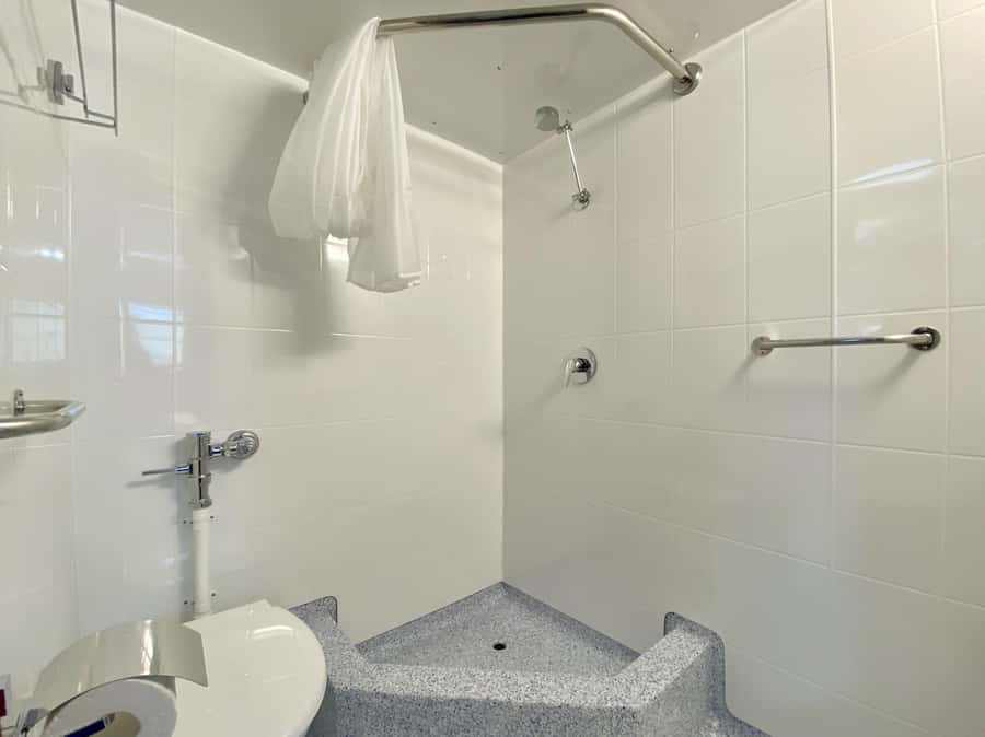 Cairns: Great Barrier Reef Overnight Snorkeling Boat Trip - Snorkelling tuition and water sessions